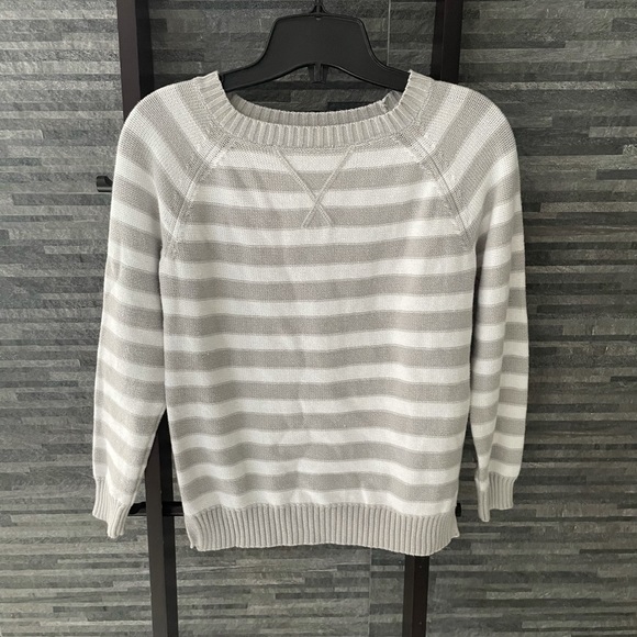 Girls Old Navy Striped Sweater - Picture 3 of 8